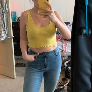 Yellow, cropped tank top